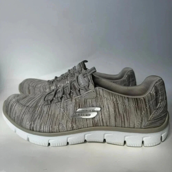 Skechers Relaxed Fit Empire Game On Slip On Taupe Sneakers Women's Size8.5 - Picture 1 of 7